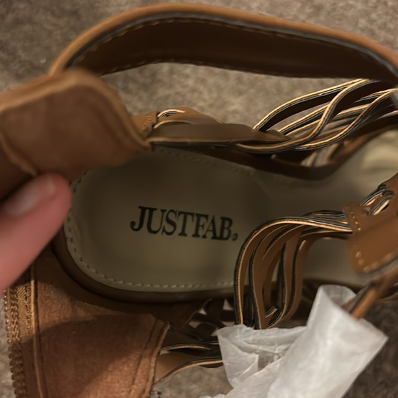 JustFab light brown braided heel - Picture 5 of 5